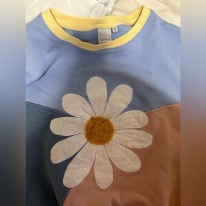 ghanda crewneck sweatshirt